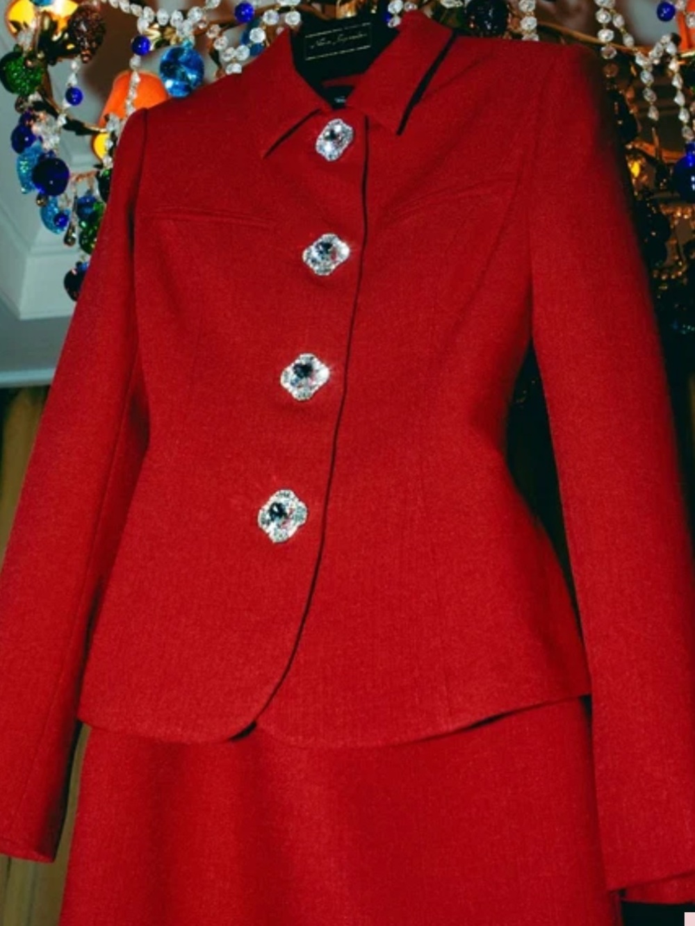 Nana Jacqueline Vanessa Blazer in Red - Picture 11 of 11